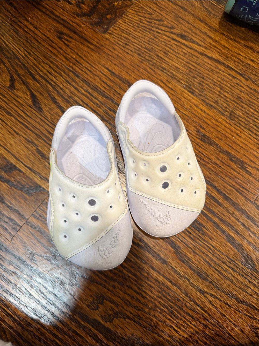 Nike Aqua Swoosh Kids Slip-On Shoes